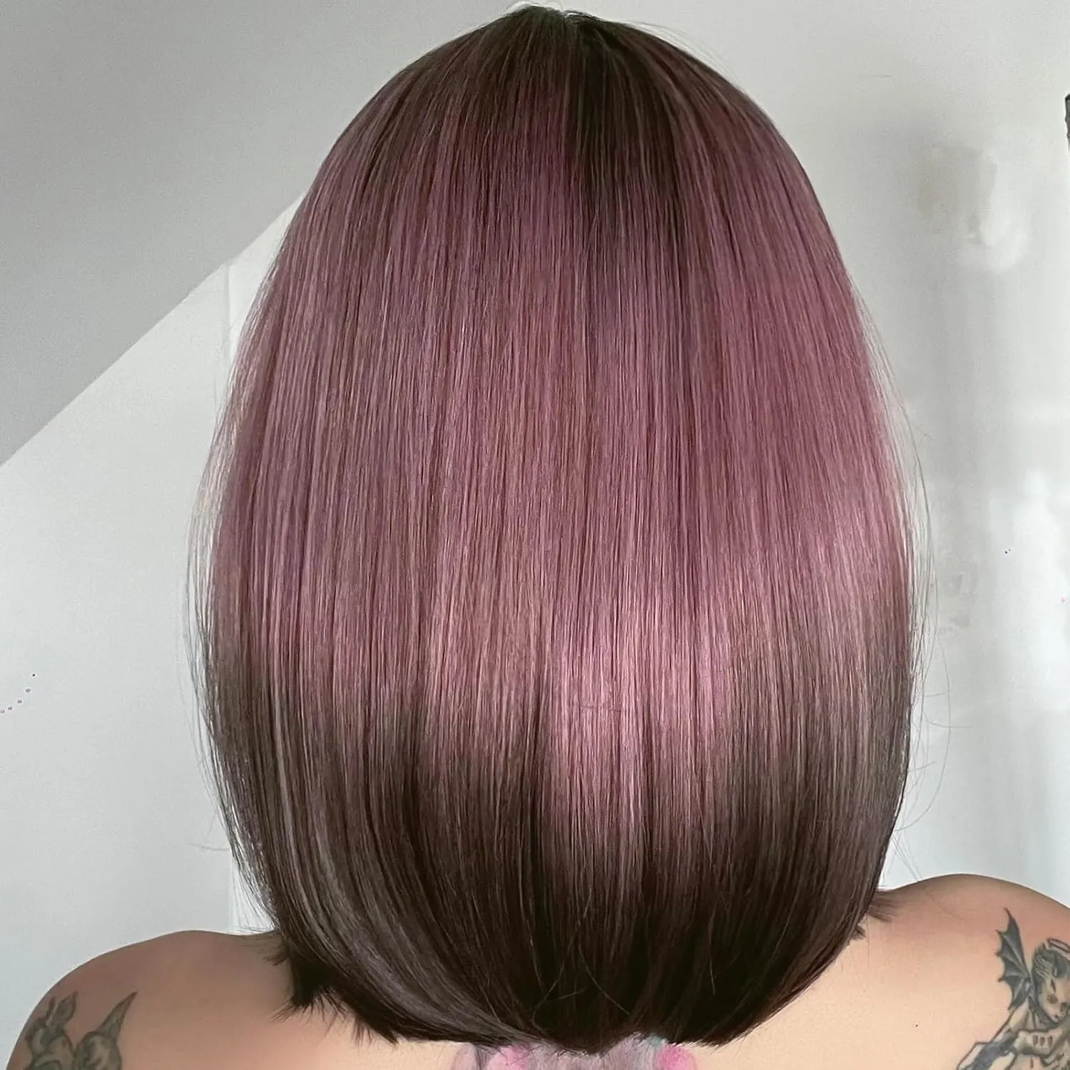 AISI BEAUTY Ash Pink Bob Wig with Bangs Short Straight Wigs for Women 12 Inch Synthetic Straight Hair Wig for Girl Cosplay Party Wear