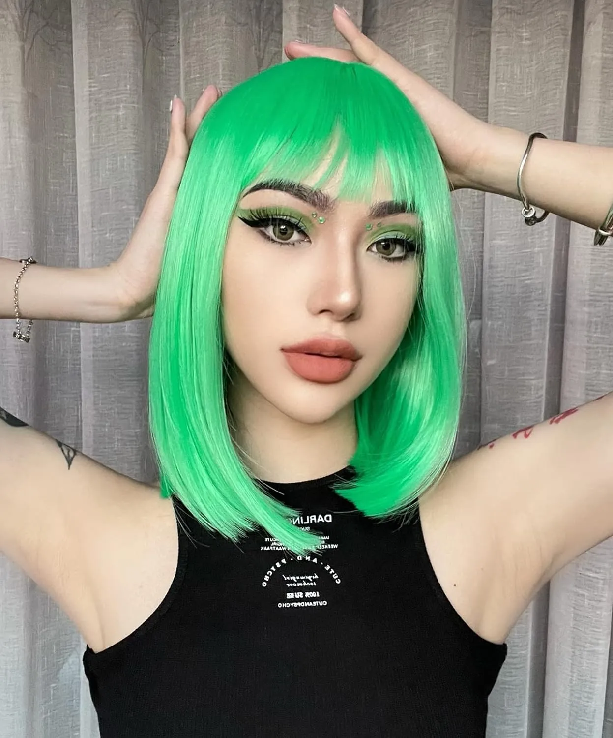 AISI BEAUTY Green Bangs Short Bob Wig - 12 Inch Heat Resistant Synthetic Party Cosplay Wig