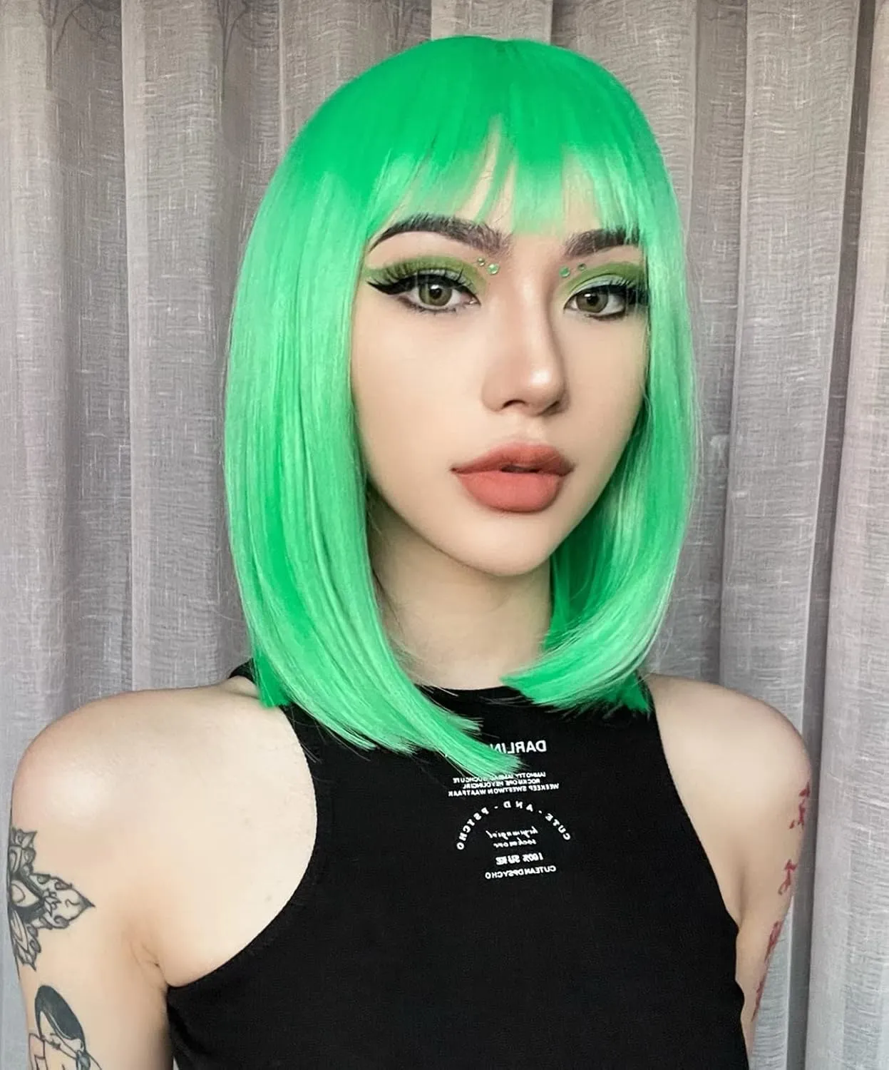 AISI BEAUTY Green Bangs Short Bob Wig - 12 Inch Heat Resistant Synthetic Party Cosplay Wig