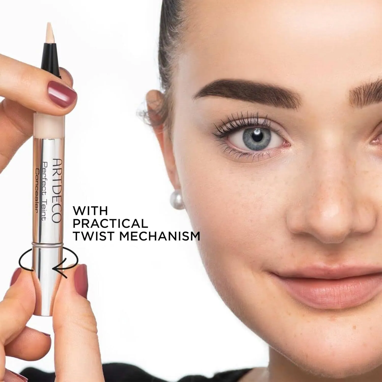 ARTDECO Perfect Teint Concealer - Neutral Light N°12 - Light-Reflecting Concealer with Brush Applicator - No Signs of Tiredness - Medium Coverage - Water-Resistant - Long Lasting - Makeup - 0.07 Fl Oz