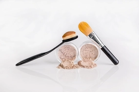 FOUNDATION & CONCEALER COMBO w/BRUSHES (WARM (Neutral) FOUNDATION & LIGHT CONCEALER) Mineral Makeup Kit Full Size Set Matte Bare Face Sheer Powder Cover
