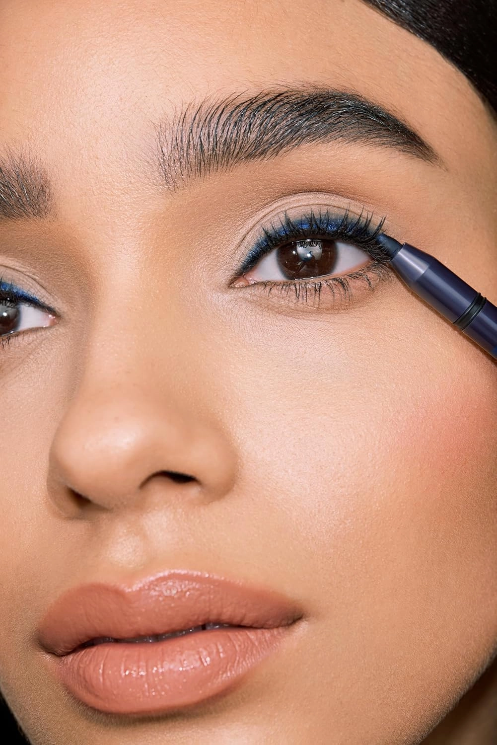 Kevyn Aucoin In Perspective Eyeliner Pencil, Navy: Easy Use. Flexibility of a kajal makeup pencil and waterproof. Long wearing. For waterline, lash line, or eye lid. No crease. Create flawless looks.