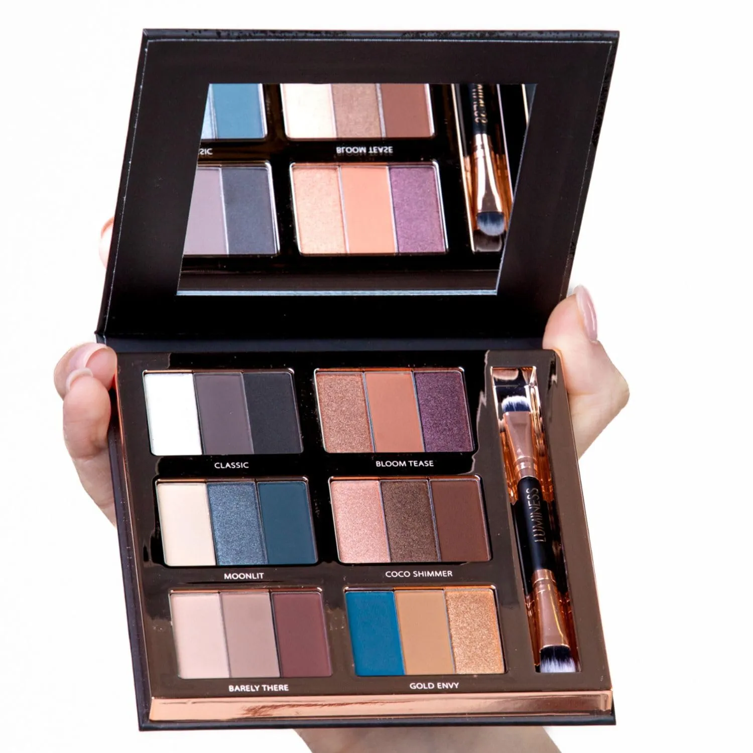 LUMINESS Airbrush Flawless 4-PC Makeup Kit - Includes Eyeshadow Palette, Airbrush Foundation, Primer & Makeup Brushes - Long-Lasting, Silky, Easy to Blend Make Up Set, Travel Size (05 - Medium Warm)