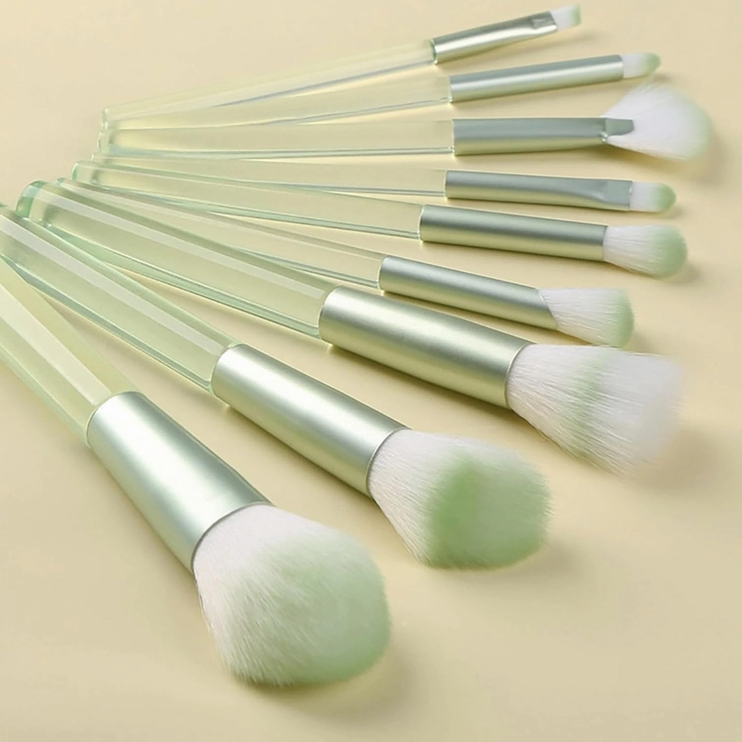 Makeup Brushes with Organizer Bag, 9 Pcs Premium Synthetic Foundation Brush,Eyeliner Blending Contour Concealer Powder Eyeshadow Brushes for Makeup,Gifts for Women