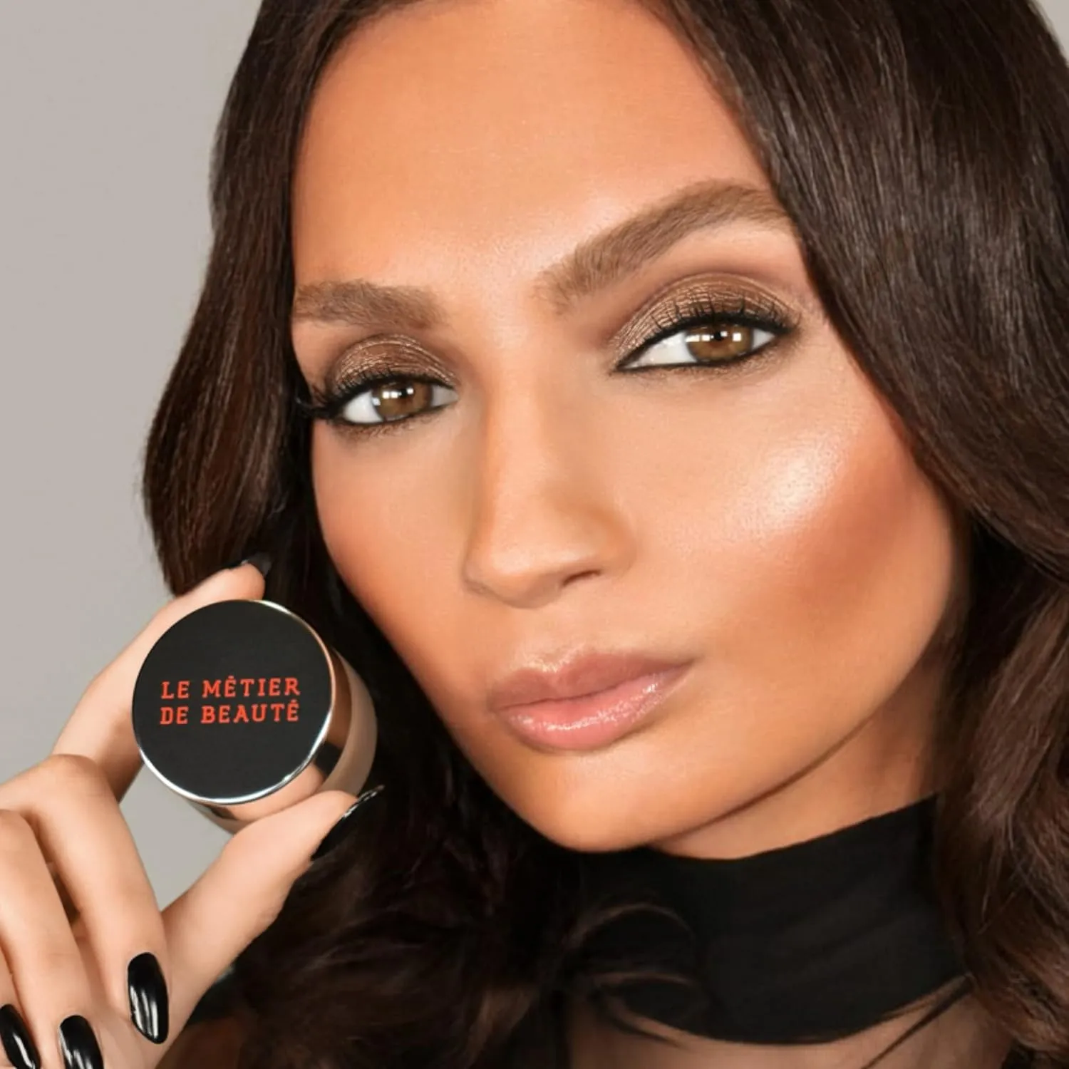 MĒTIER Peau Vierge Concealer – Smooth, Balm-Like Texture & Never Cakey – Hydrating, Lightweight & Buildable Coverage – Covers Imperfections with a Natural, Radiant Finish