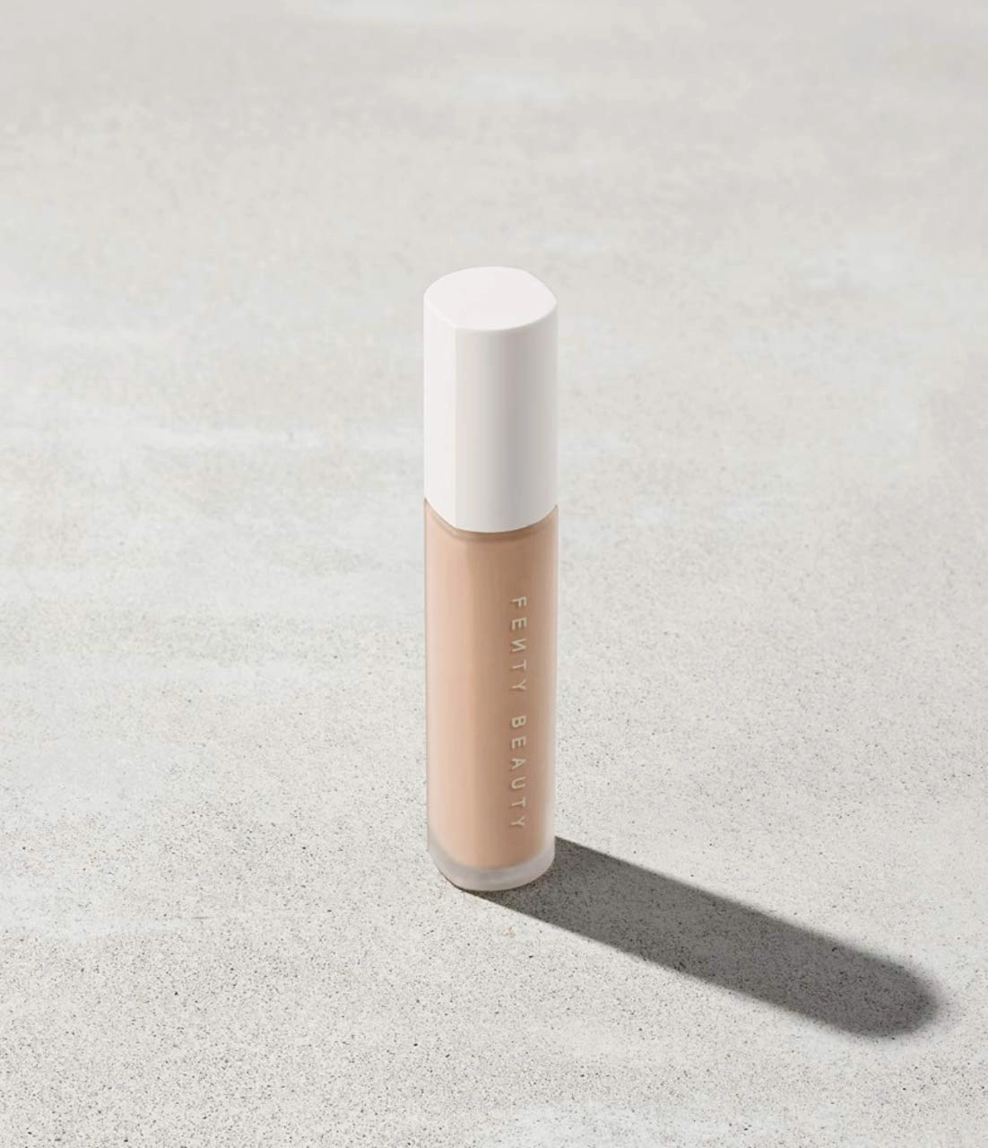 Pro Filtr Instant Retouch Concealer - 200 Light Medium With Cool Undertone by Fenty Beauty for Women - 0.27 oz Concealer