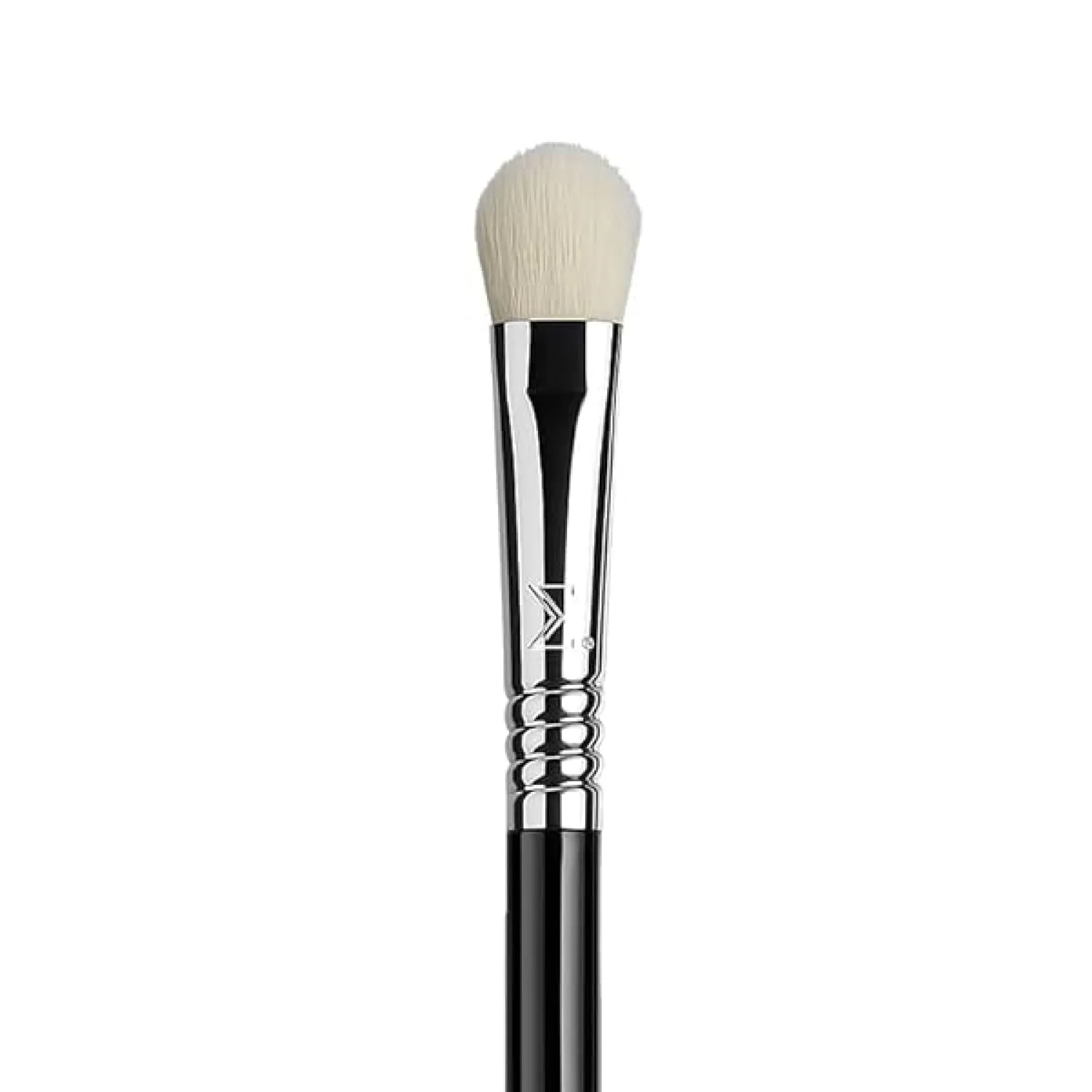 Sigma Beauty Professional E28 Detail Buffer Brush – Professional Eyeshadow Brush for Seamless Cream or Liquid Eyeshadow Blending, Packing on Metallic Shades & Highlighting the Brow Bone (1 Brush)