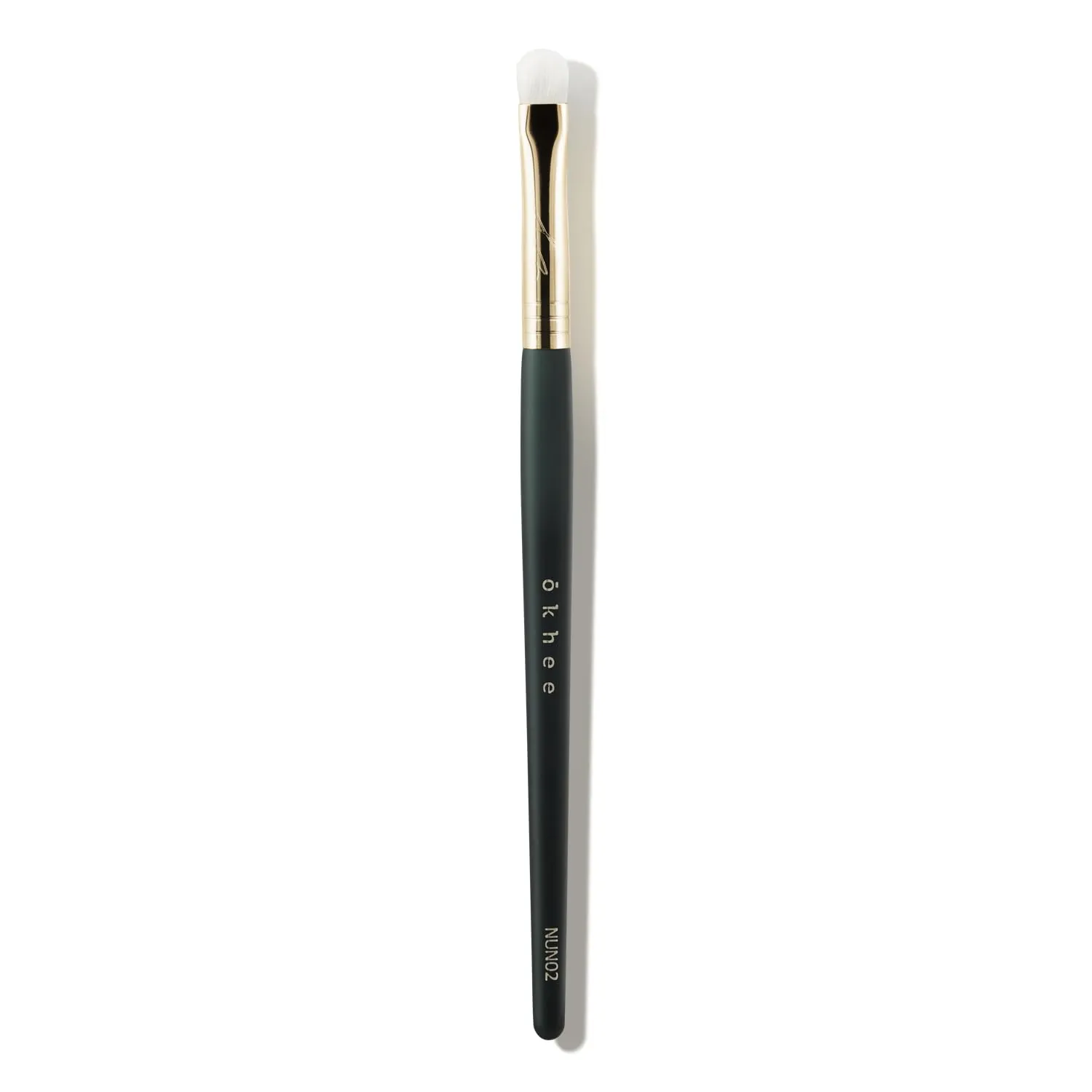 [SOO ADOR] okhee Point Eyeshadow Brush NUN02 - Precise Application for Concentrated Colors and Detailed Eye Looks | Created by K-Pop Makeup Artist Seo Ok | Makeup Brush Eye Brush