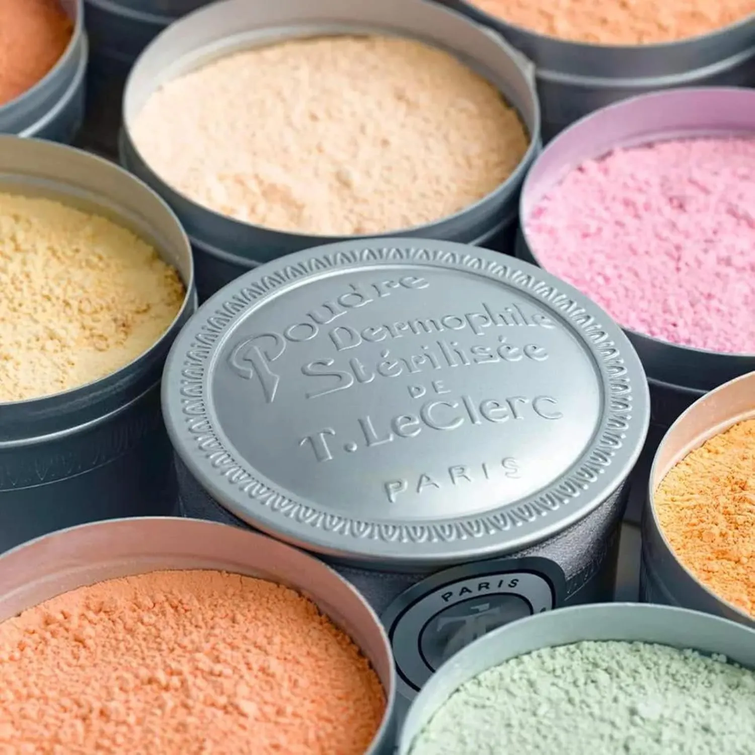 T. LeClerc Loose Facial Powder - Face Makeup Setting Powder Longwear, Blendable Mineral Minimizes Pores & Perfects Skin Tones Blurs Fine Lines Foundation, Concealer, Smoothes, Mattifies (Camelia)
